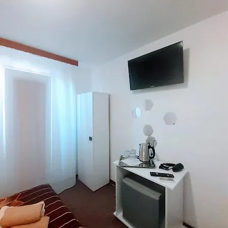 Atipic Guest house Costinesti