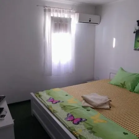 Atipic Guest house *
