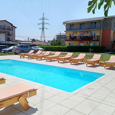 Atipic Guest house *