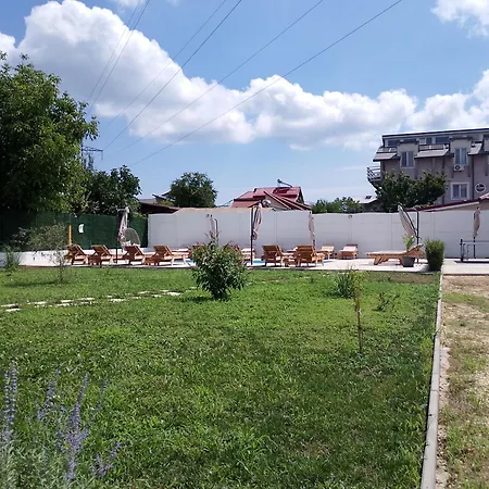 Atipic كوستِنيست