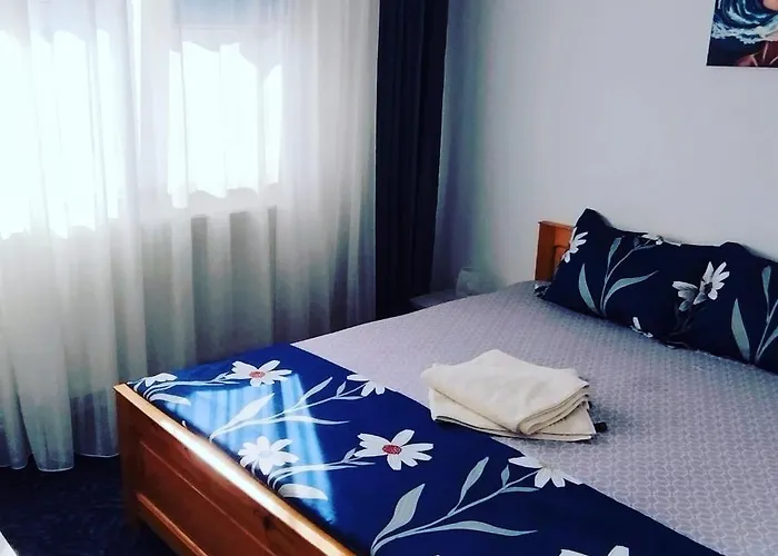 Atipic Πανσιόν 4*