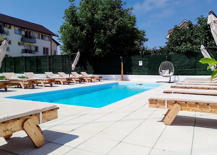 Atipic Πανσιόν Costinești