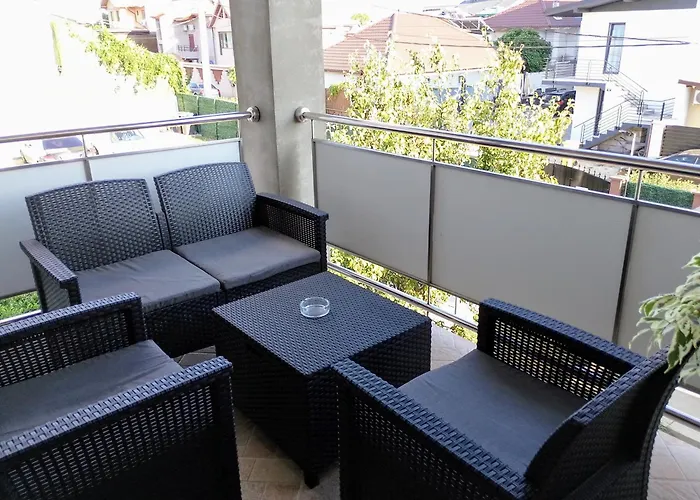 Atipic Πανσιόν Costinești